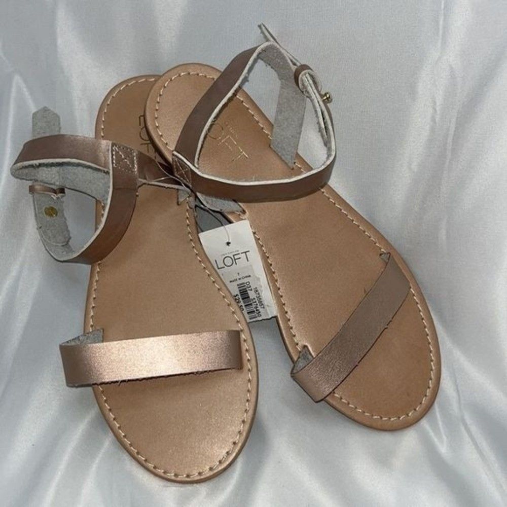 Ann Taylor Loft Rose Gold Sandals Size 7